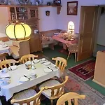 Gaestehaus Hollerer *